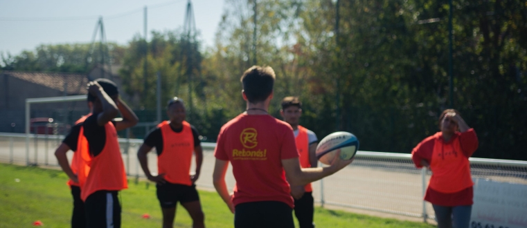 Photos jeunes du PASSE intervention rebonds rugby